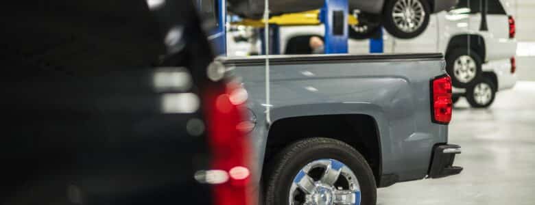 Dealerships vs. Independent Auto Shops: Which Is Better for You?